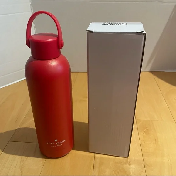 NIB / Kate Spade Signature Water Bottle / Vibrant Red - Picture 4 of 7